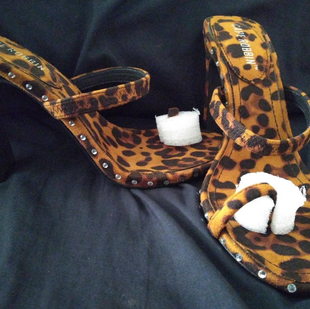 Leopard heels - Picture 4 of 4